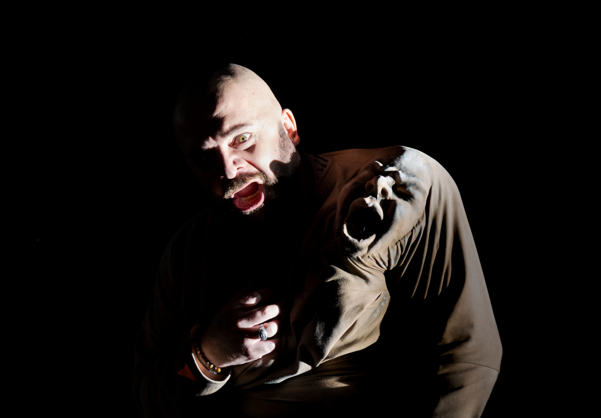 Oper Graz - Bühne und Kostüme für "Rigoletto" (Regie: Ute M. Engelhardt, Bühne: Stephanie Rauch, Kostüme: Katharina Tasch), Bild (c) Werner Kmetitsch
